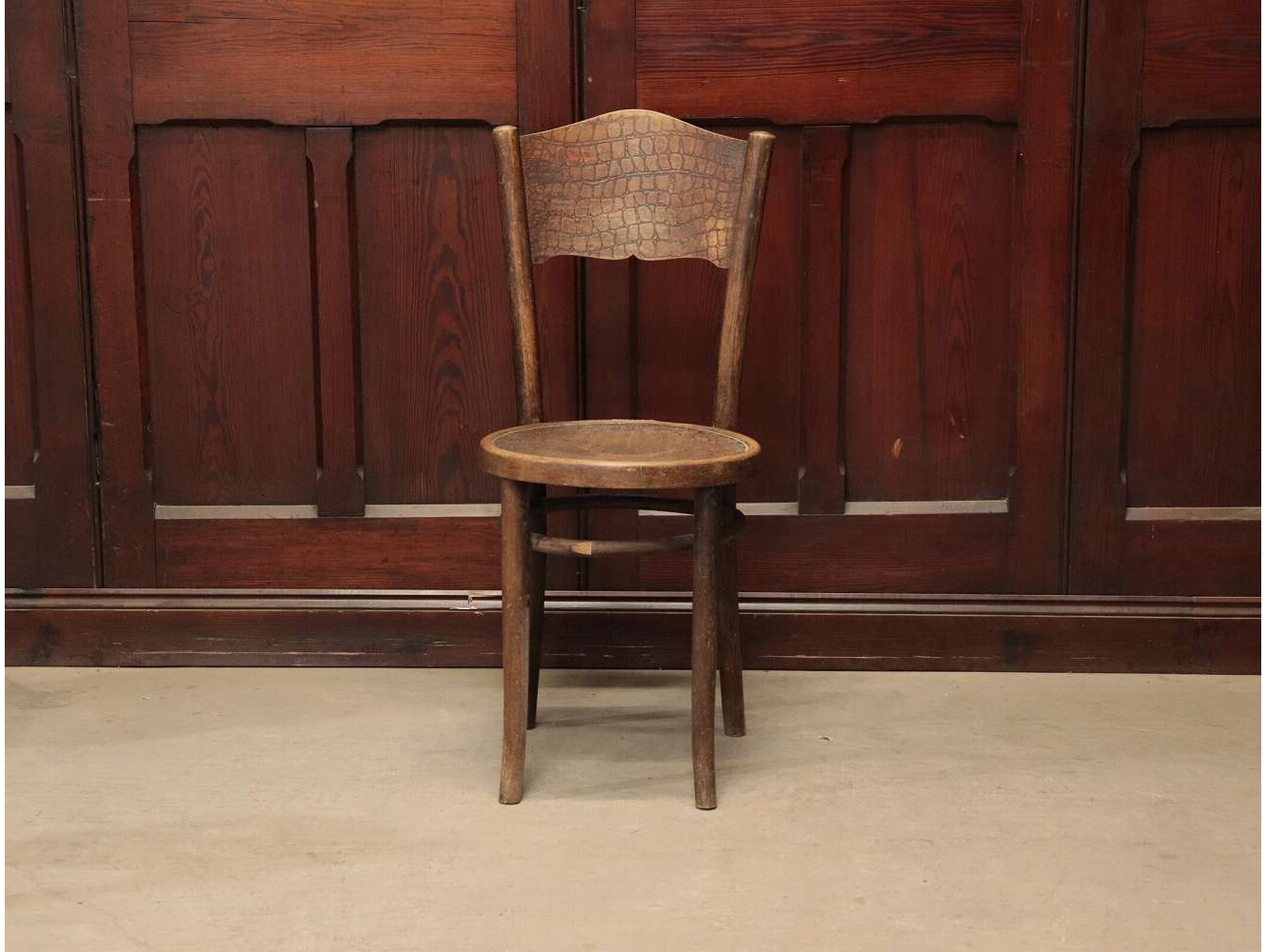 ベントウッドチェア THONET