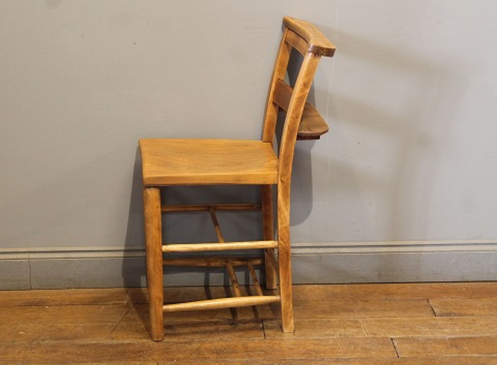 チャーチチェア