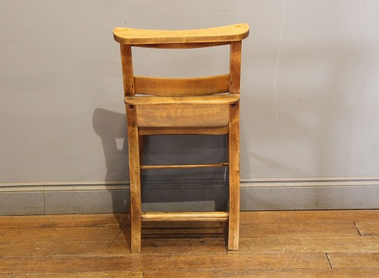 チャーチチェア