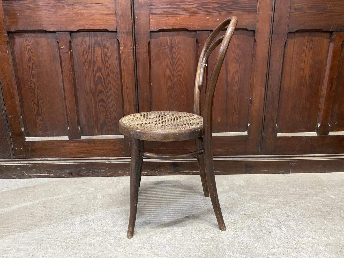 ベントウッドチェア