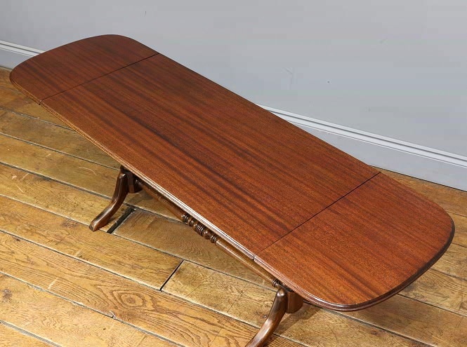 バタフライセンターテーブル