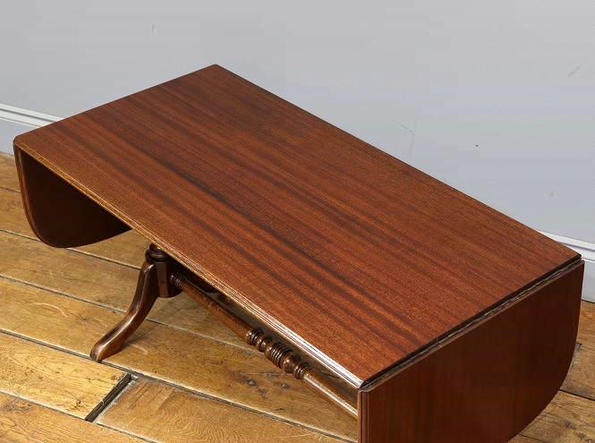 バタフライセンターテーブル