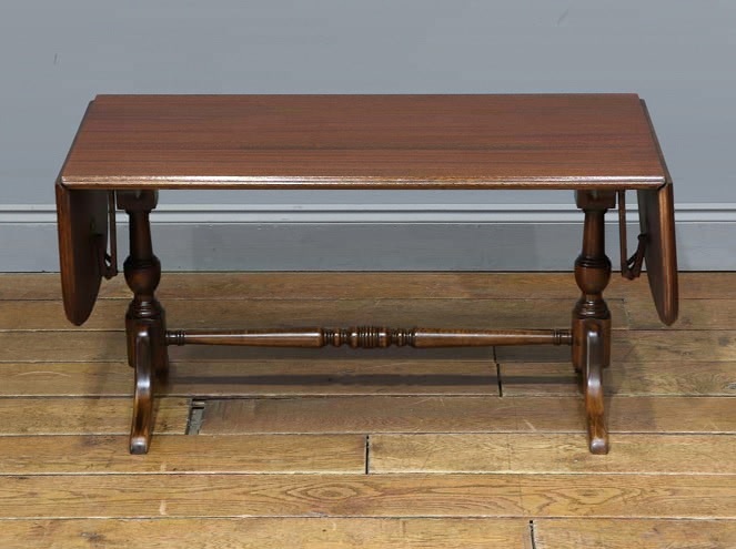 バタフライセンターテーブル