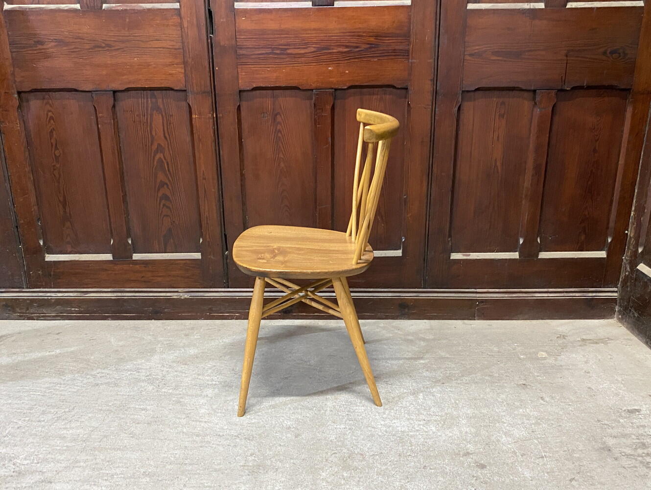 エックスバックチェア ERCOL