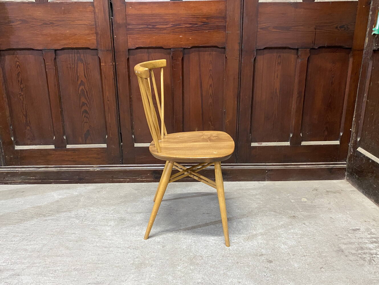 エックスバックチェア ERCOL