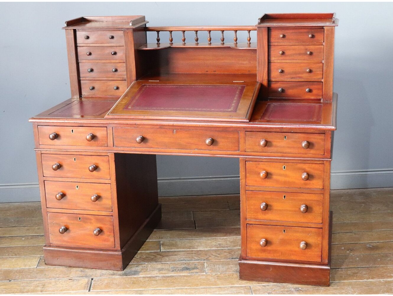 ペデスタルディケンズデスク