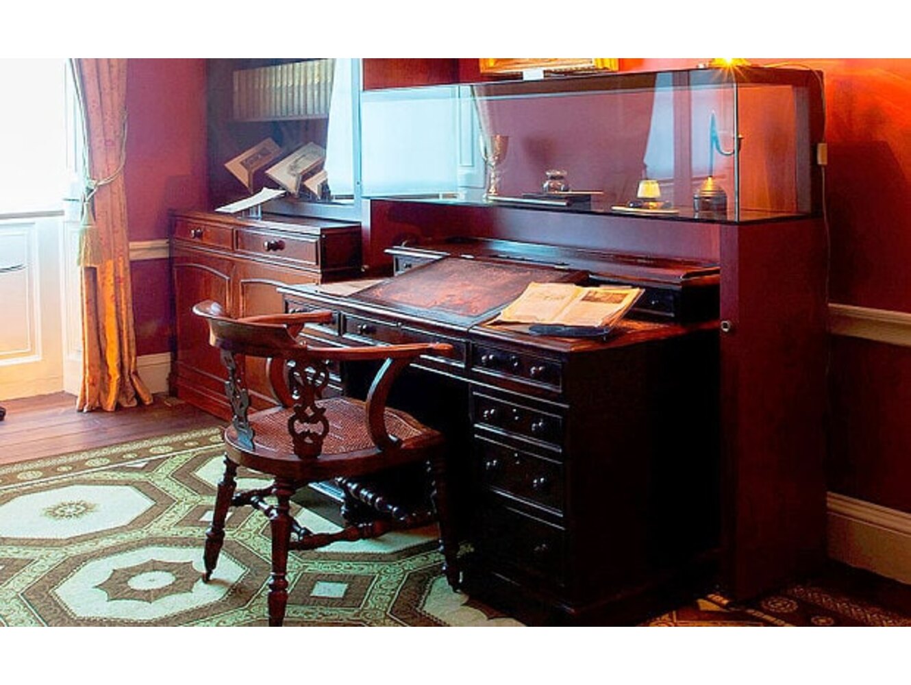 ペデスタルディケンズデスク