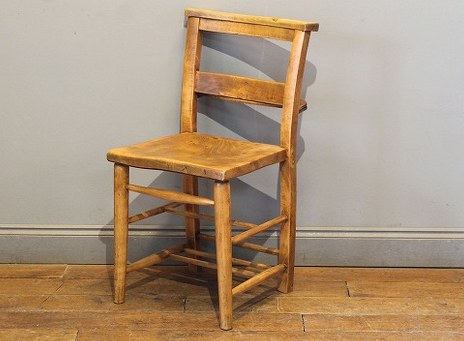 チャーチチェア