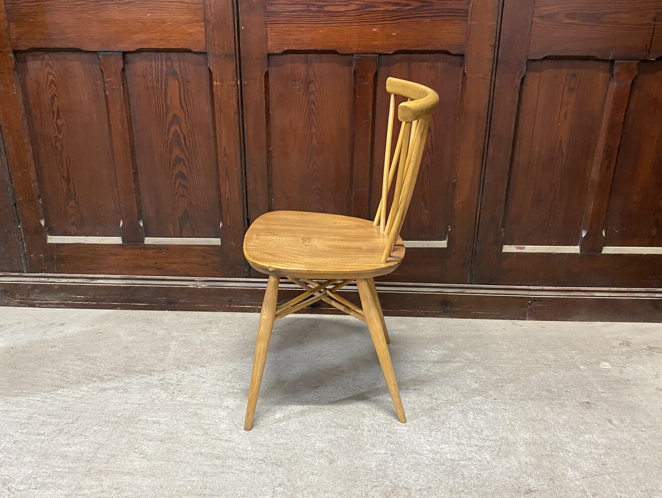 エックスバックチェア ERCOL