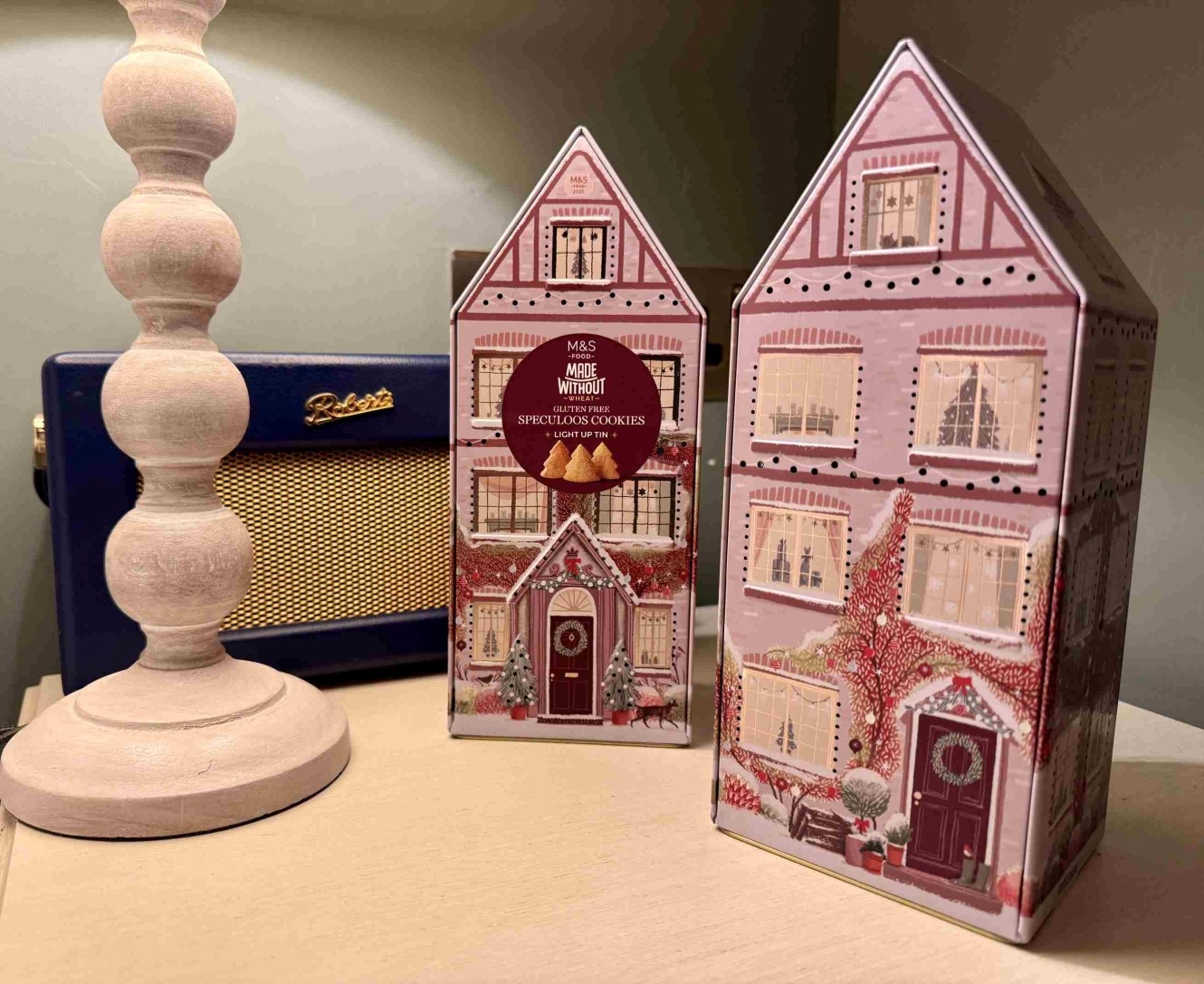 【限定数】M&S(マークス&スペンサー)クリスマスクッキーとクリスマスブレンドティーのセット