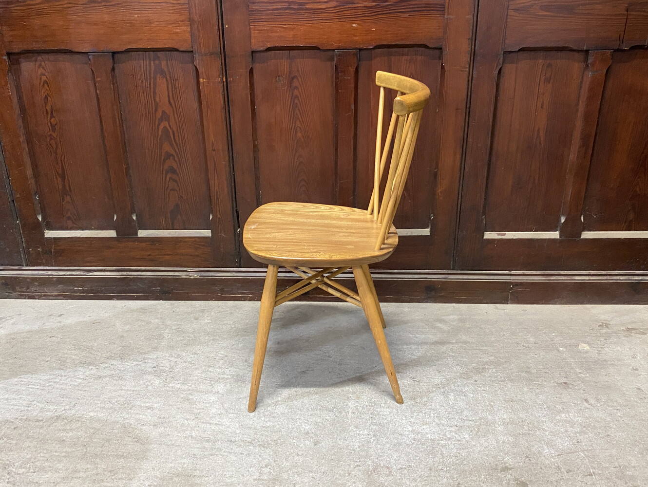 エックスバックチェア ERCOL