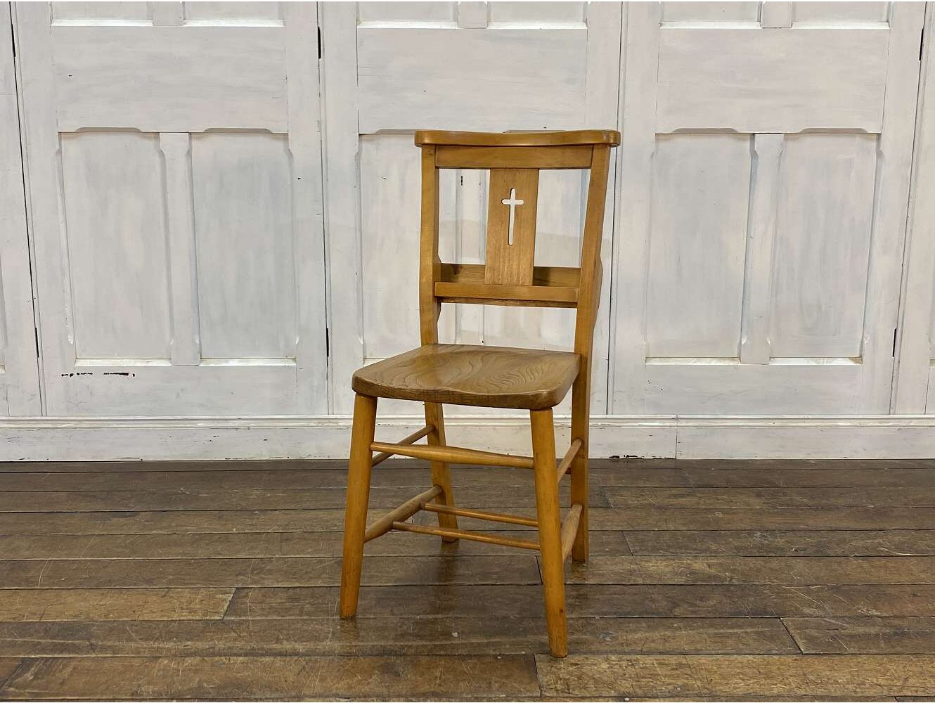 チャーチチェア