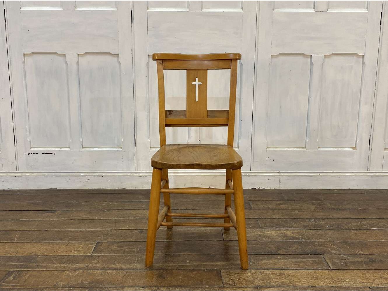 チャーチチェア