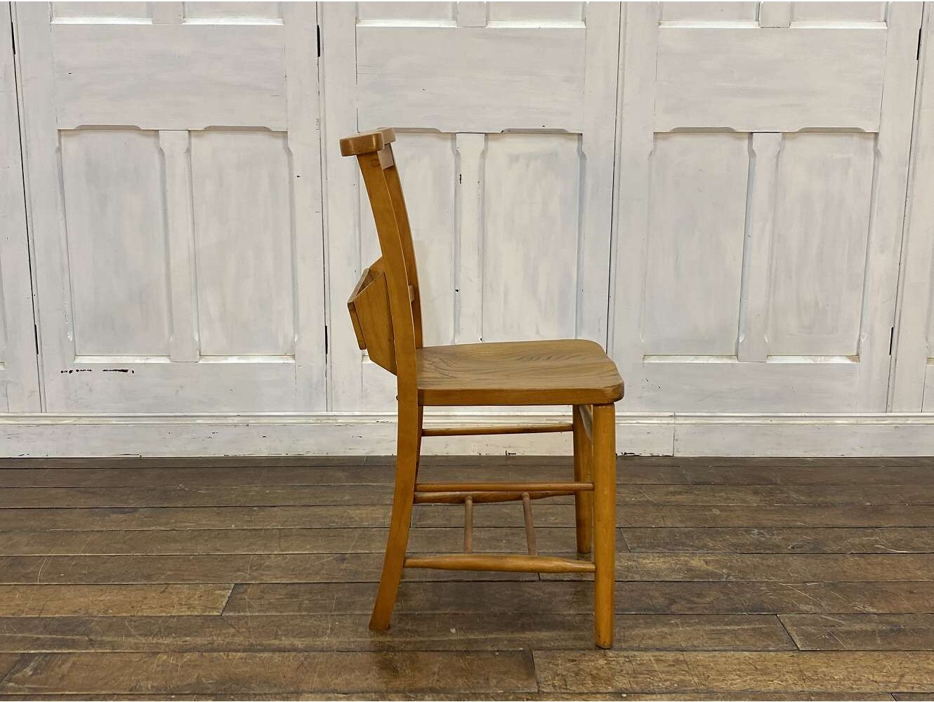 チャーチチェア