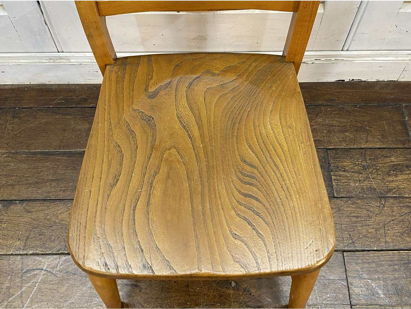 チャーチチェア