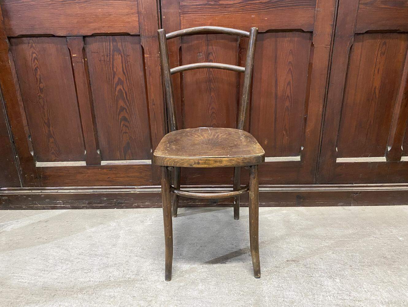 ベントウッドチェア