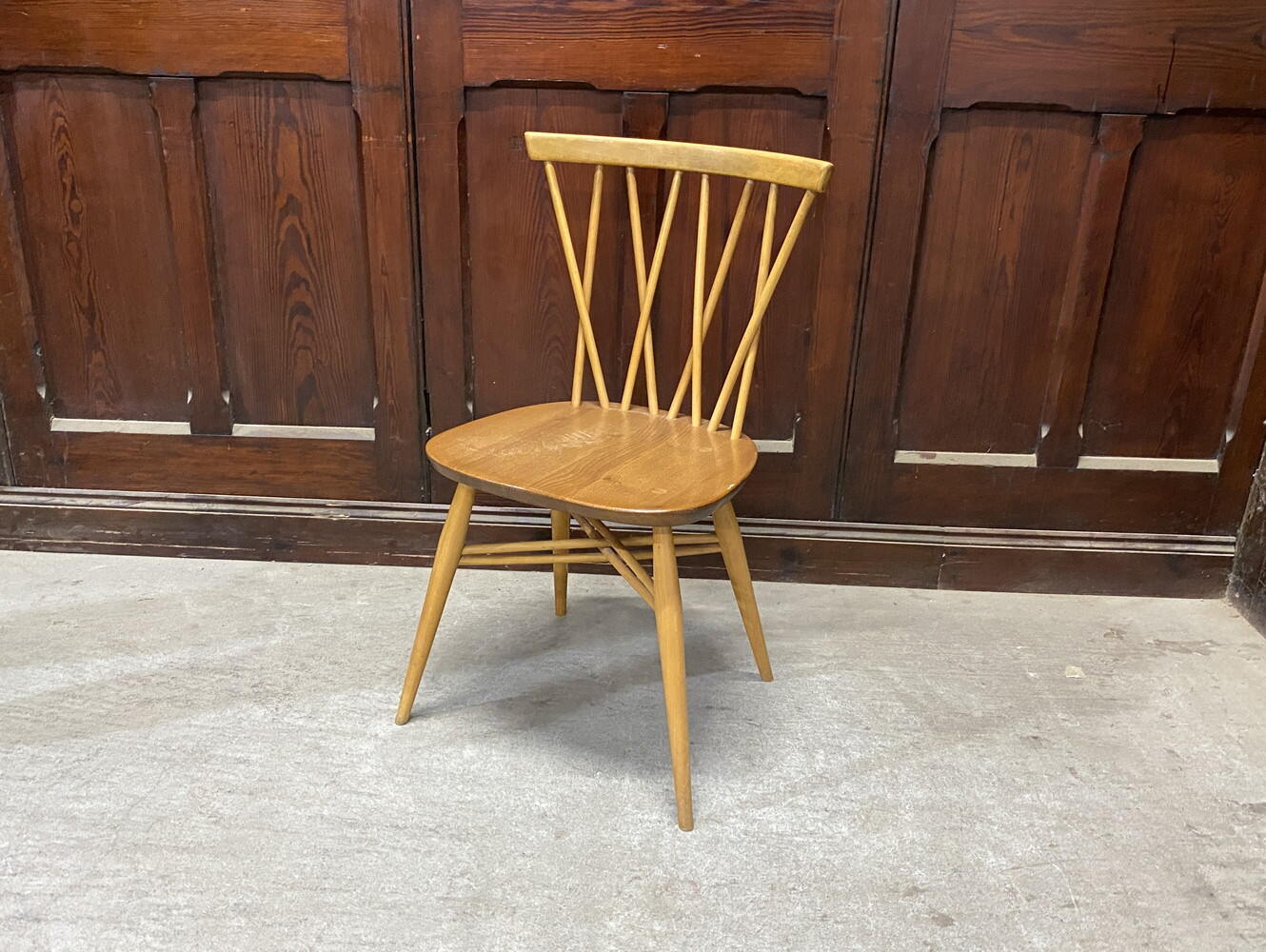 エックスバックチェア ERCOL