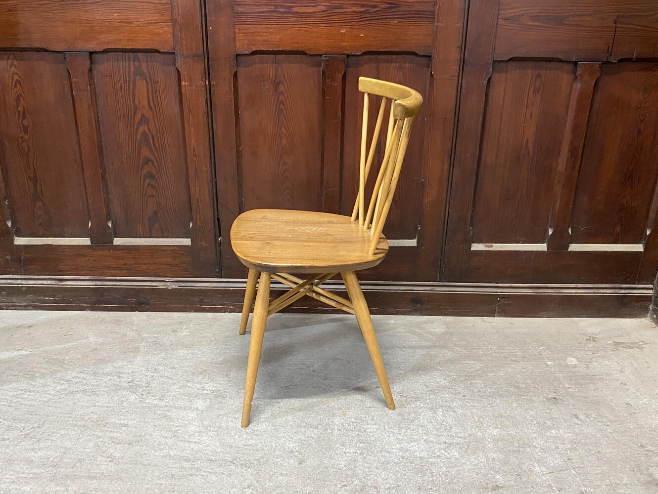 エックスバックチェア ERCOL