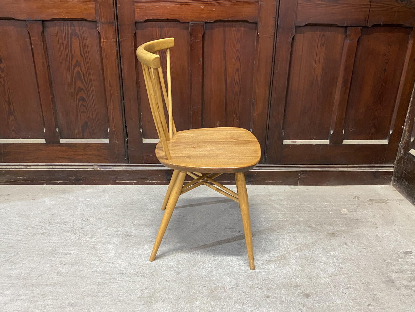 エックスバックチェア ERCOL