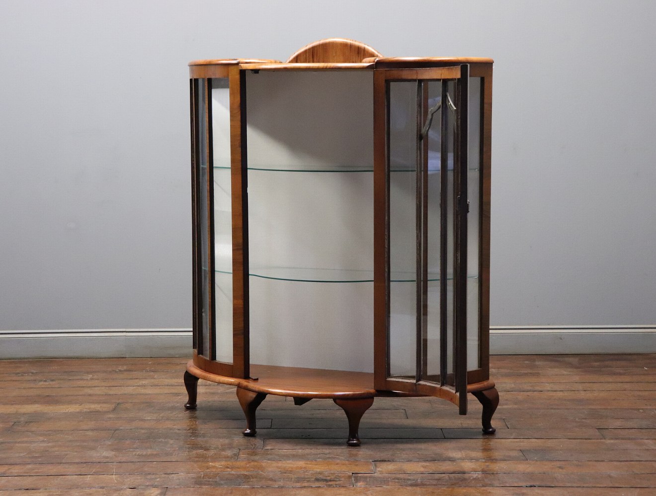 ディスプレイキャビネット