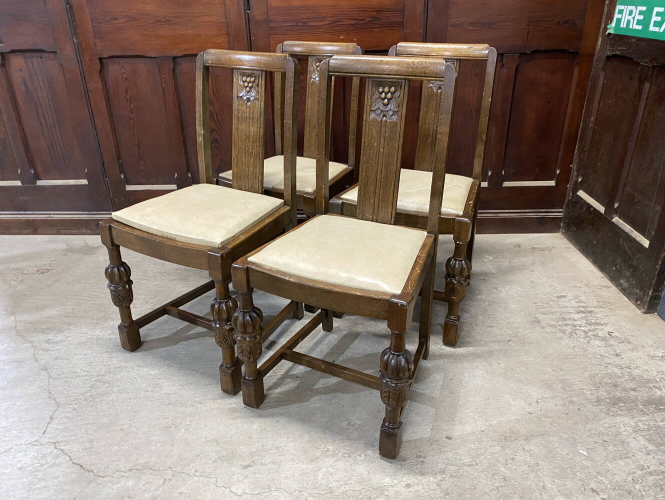 チェア4脚セット