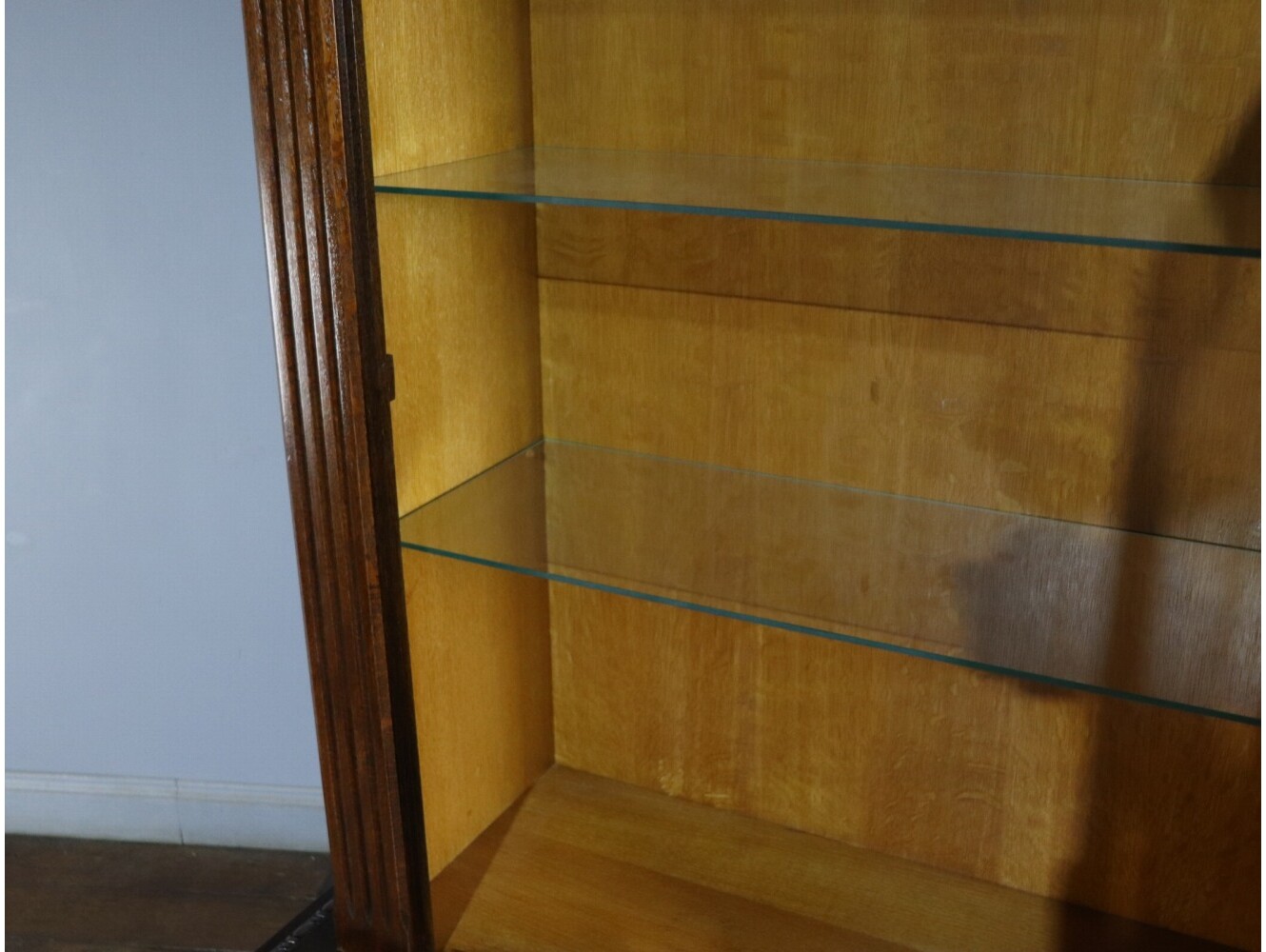 ディスプレイキャビネット