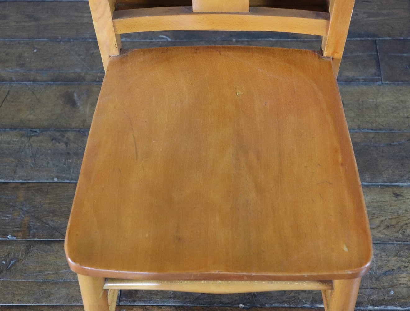 チャーチチェア