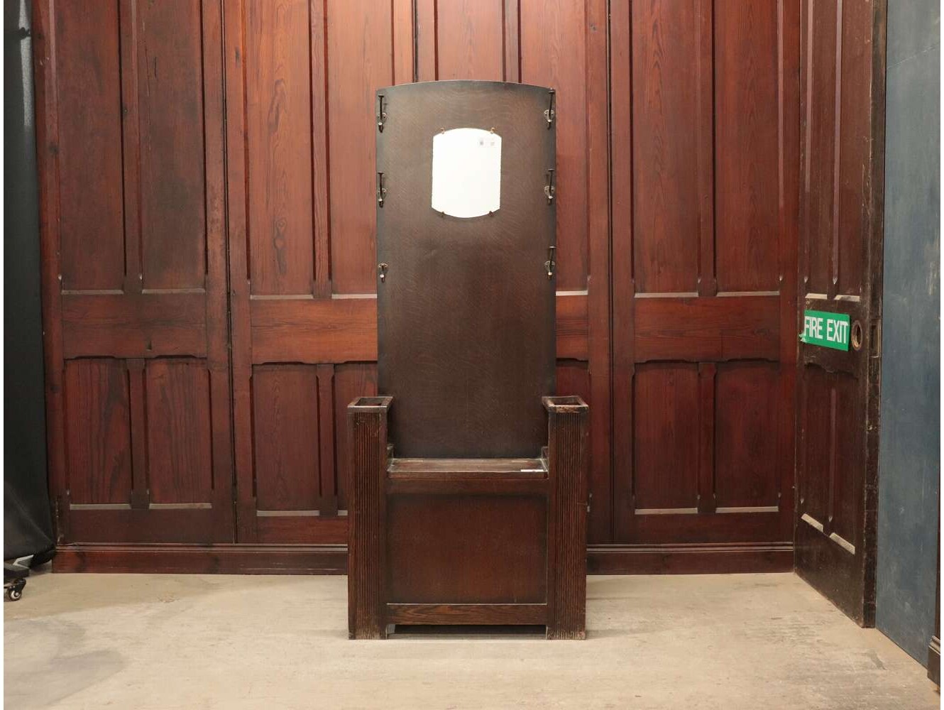 ホールスタンド