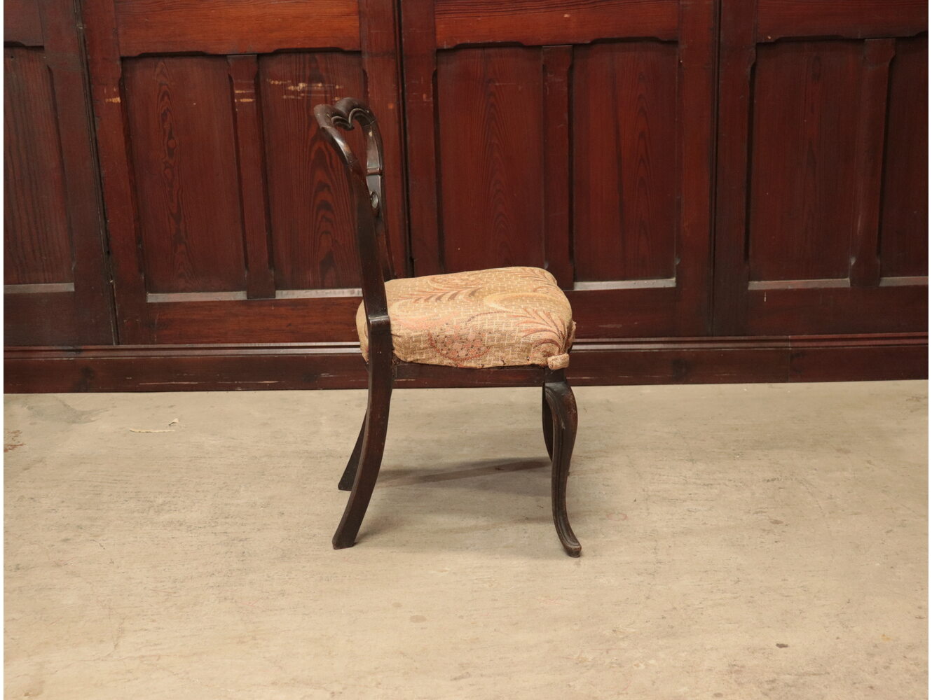 バルーンバックチェア | アンティーク家具,椅子・チェア | イギリス