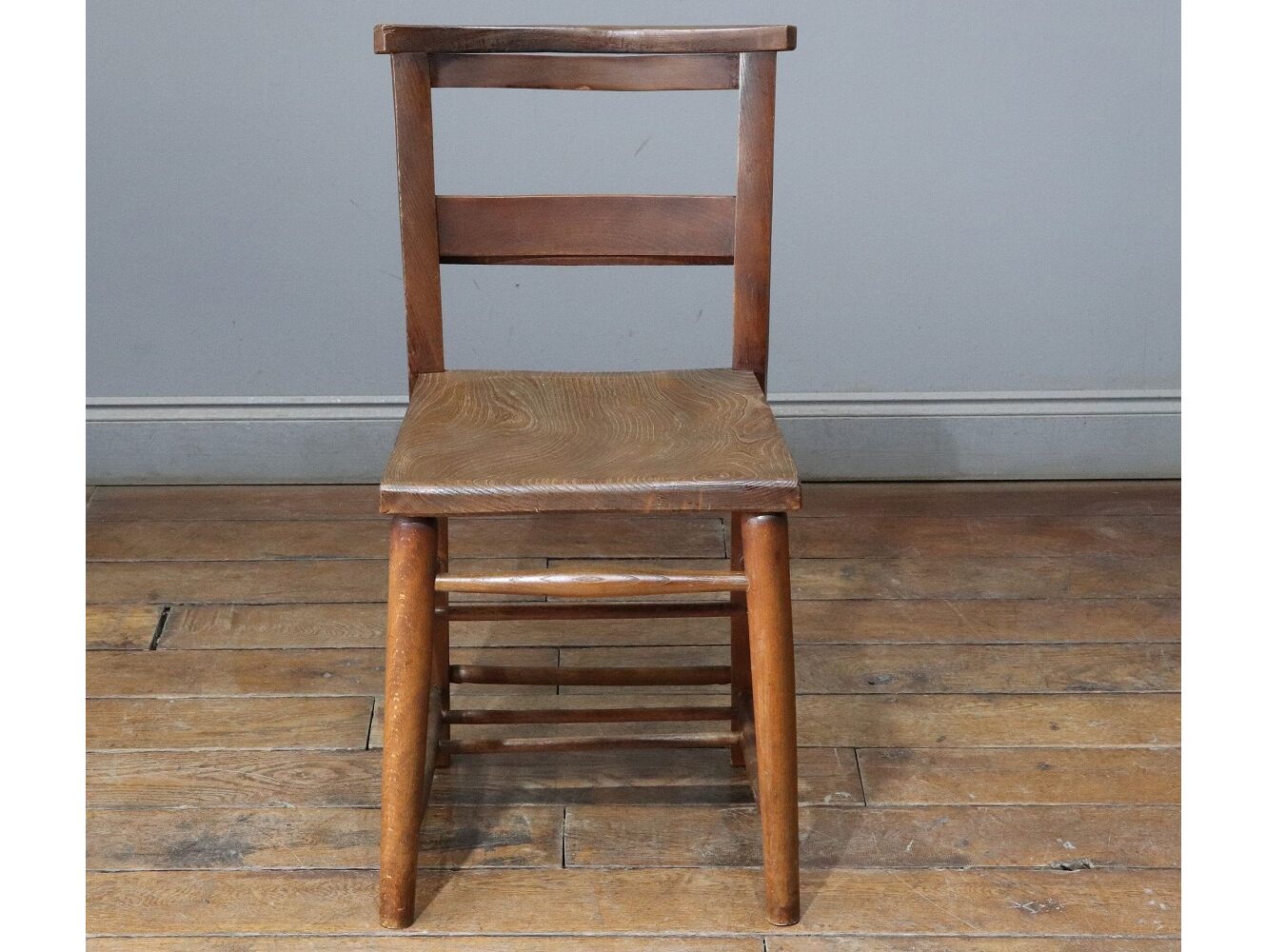 チャーチチェア