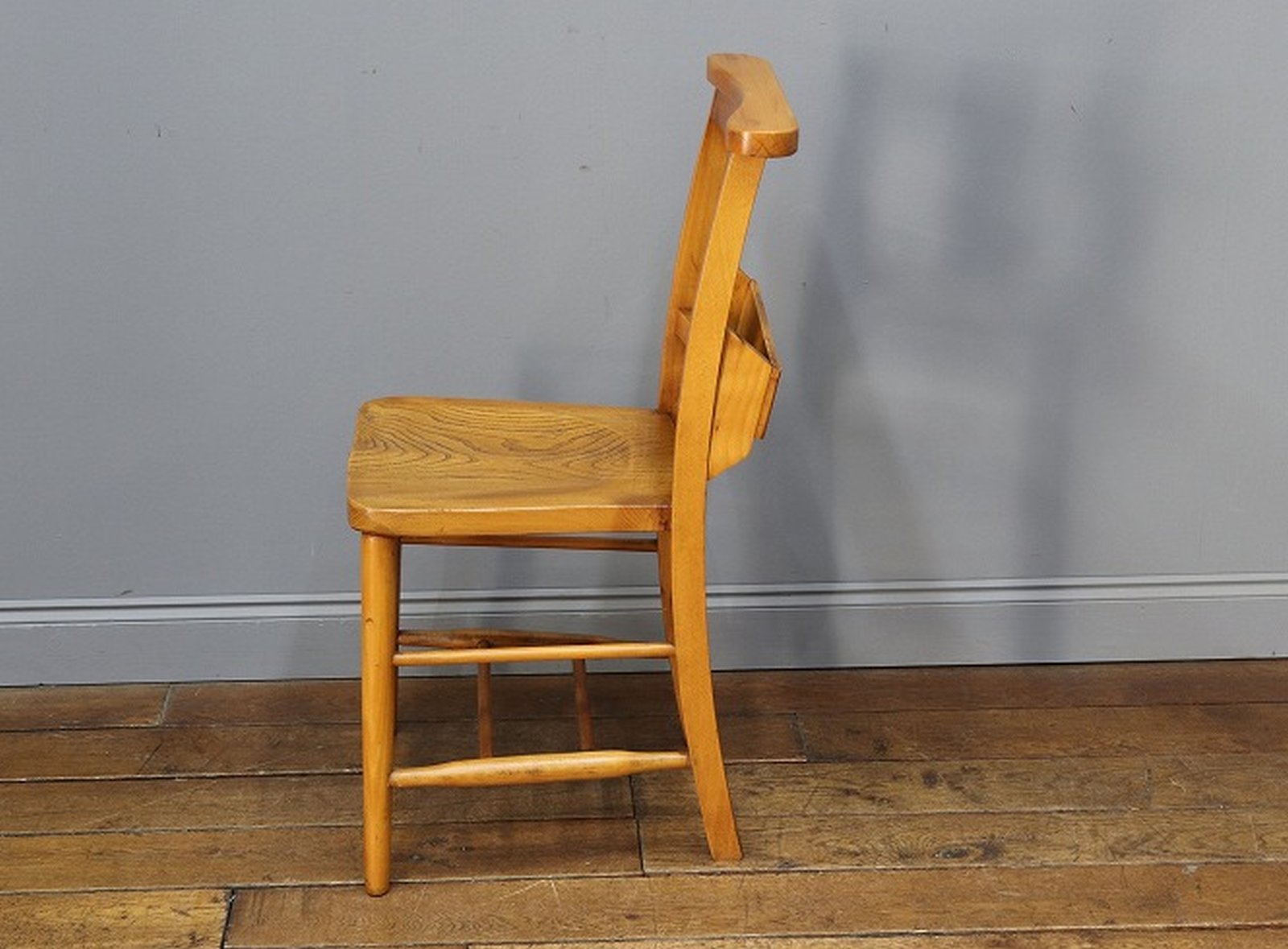 チャーチチェア