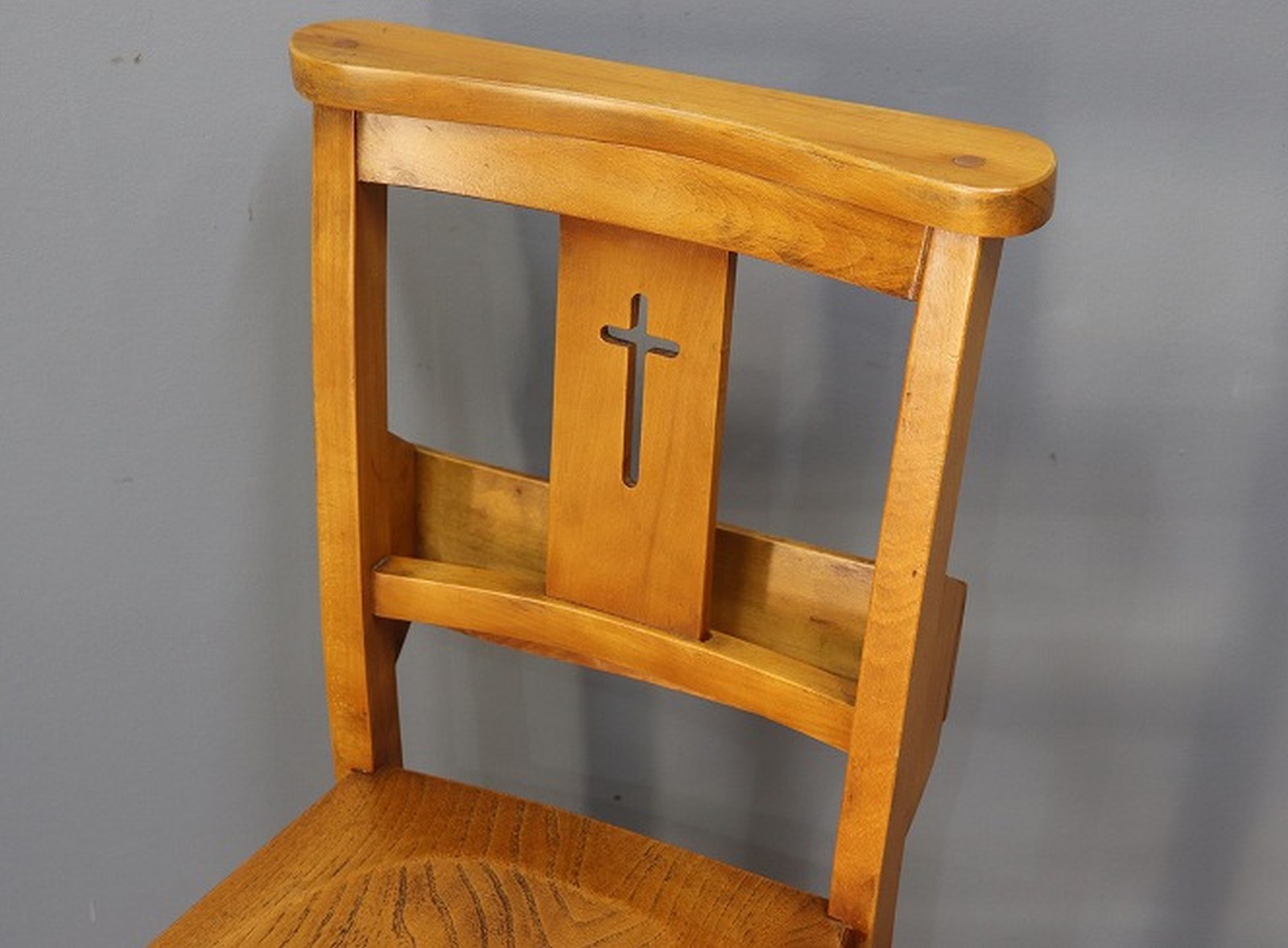 チャーチチェア