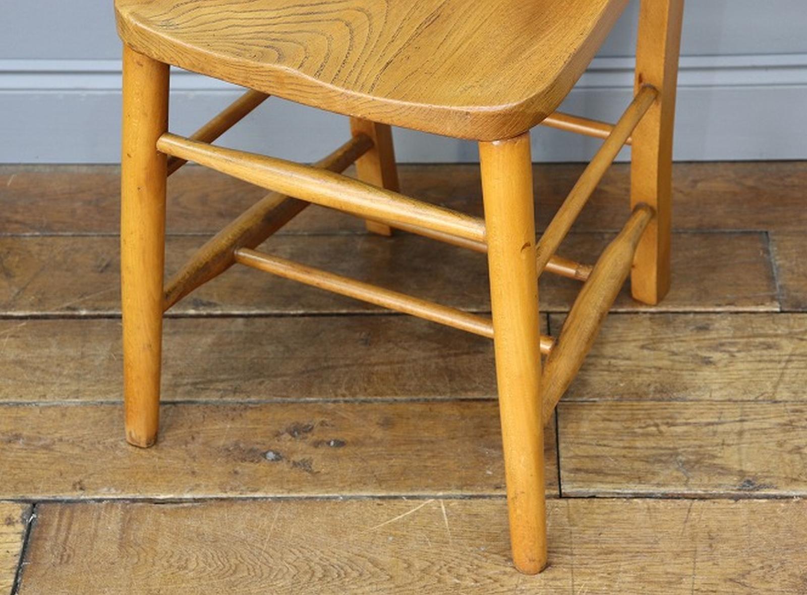 チャーチチェア