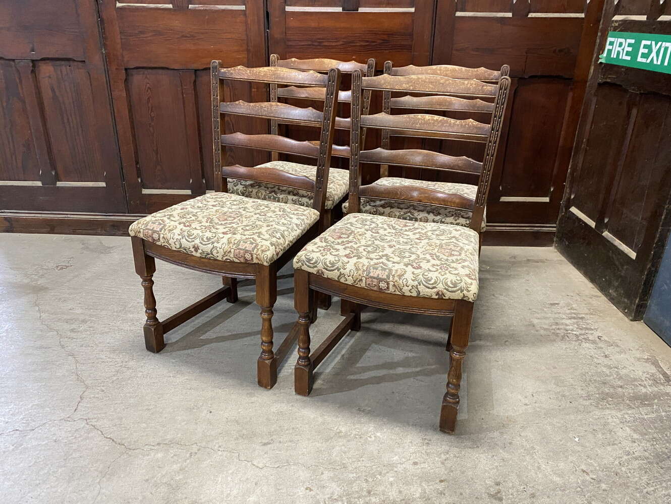 チェア4脚セット