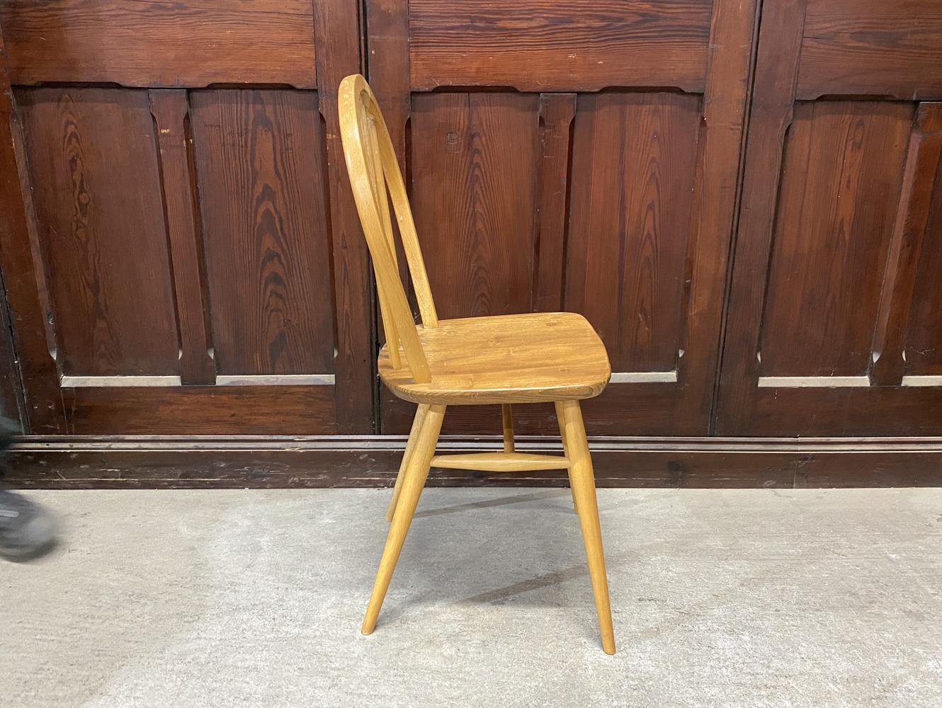 フープバックチェア ERCOL