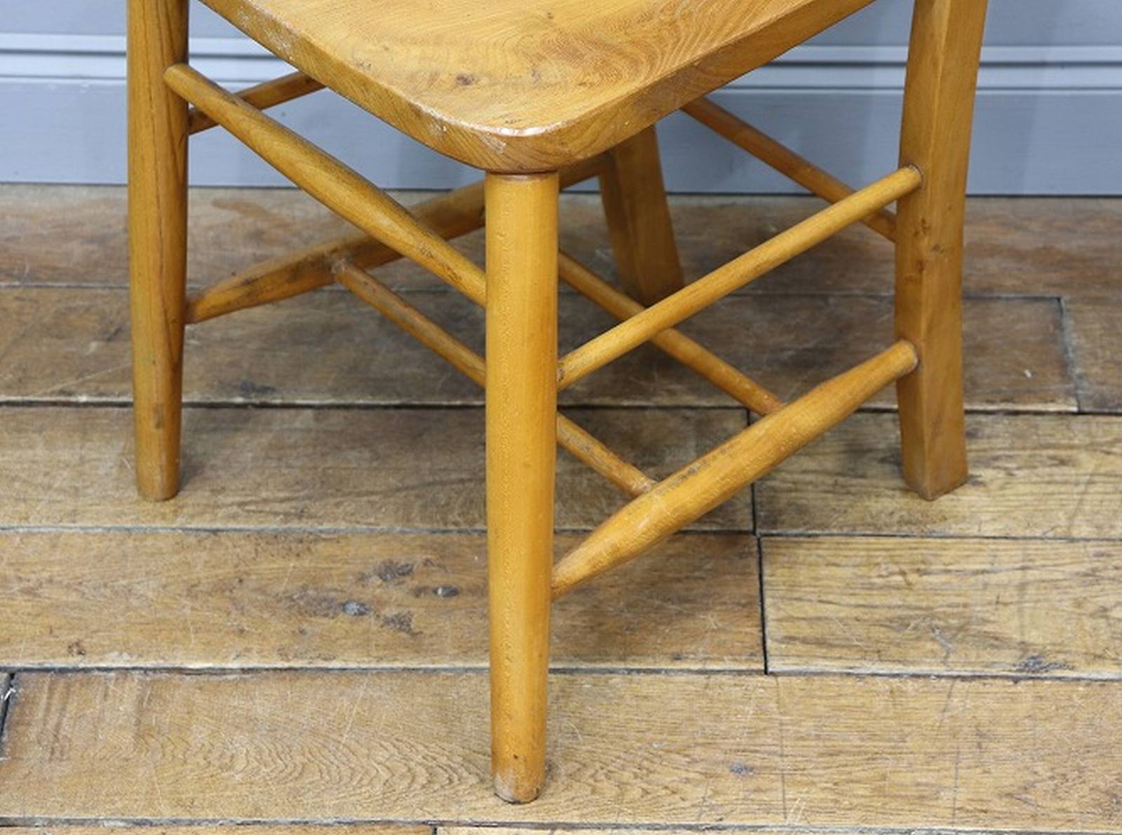 チャーチチェア