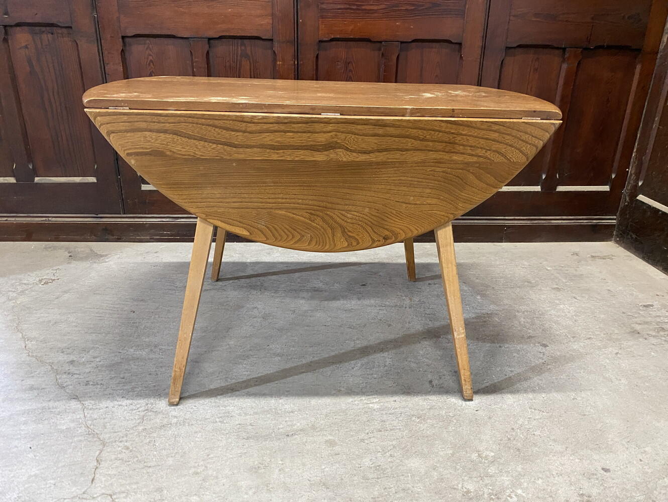 バタフライテーブル ERCOL