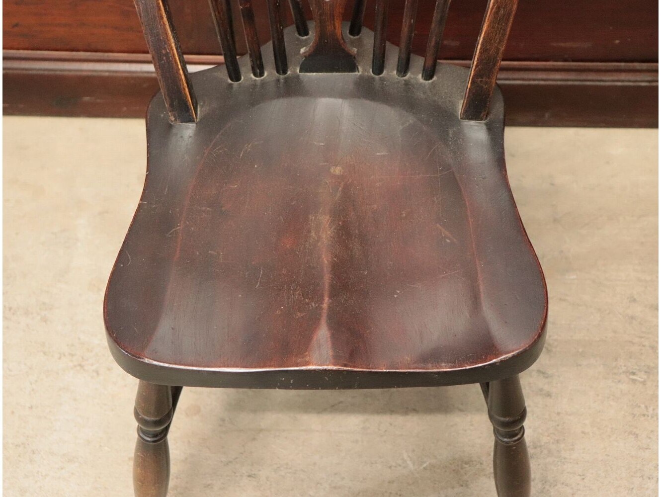 ホイールバックチェア