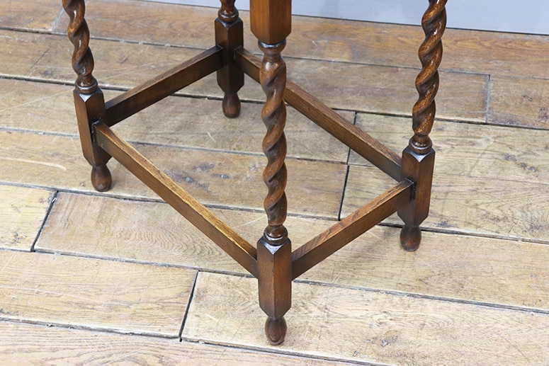 オケージョナルテーブル