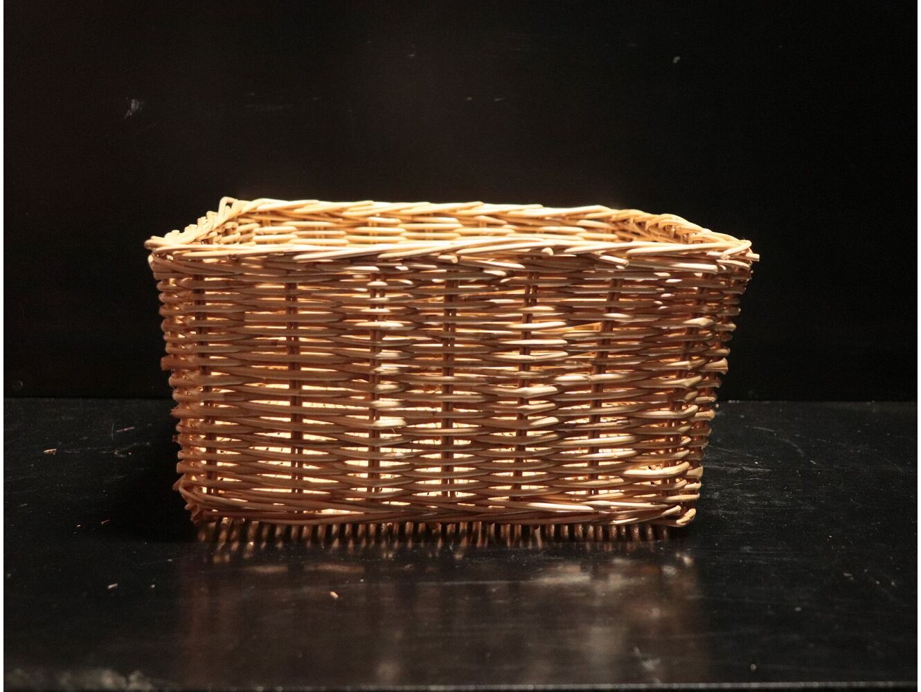 ウィッカーバスケット