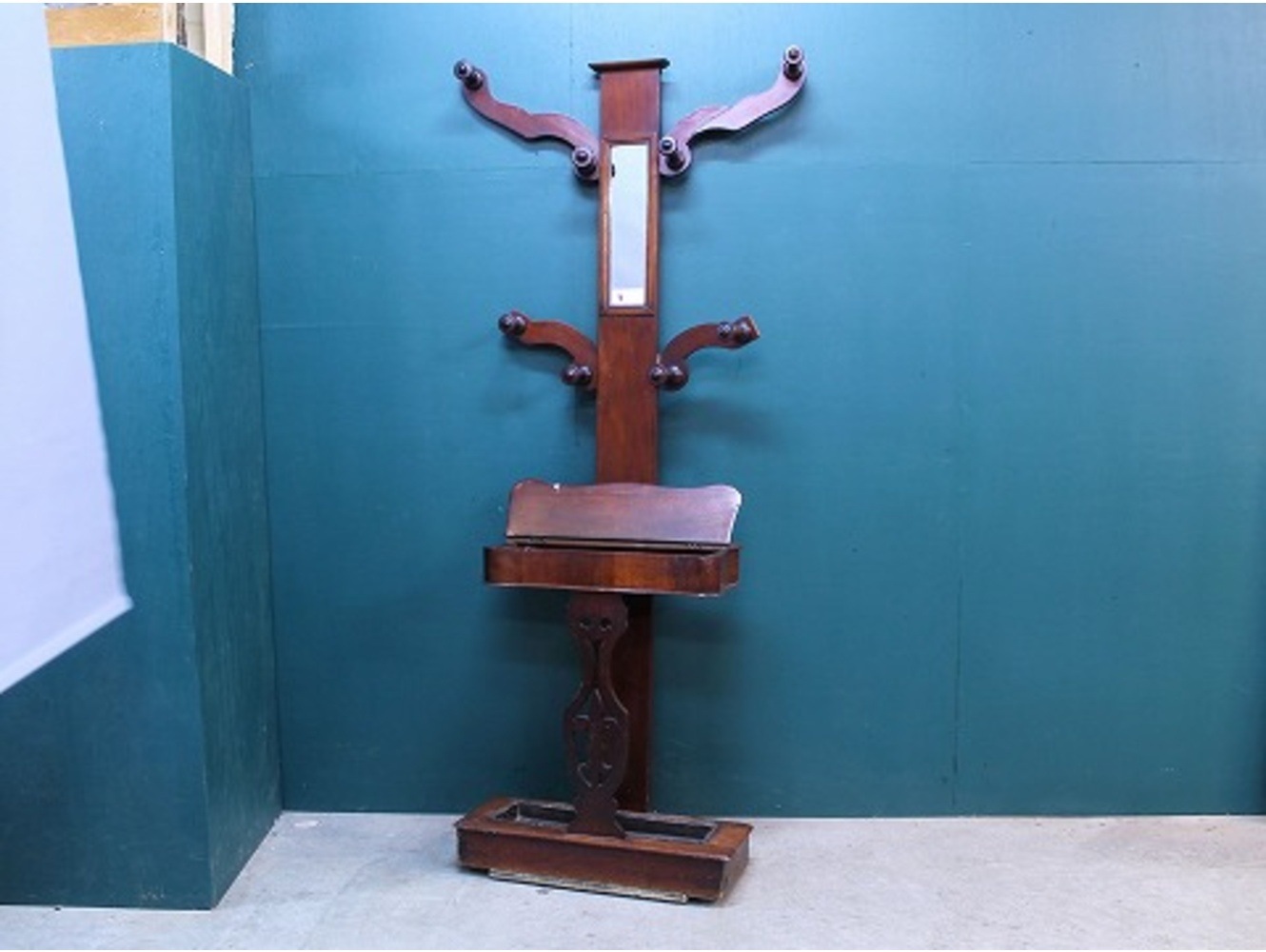 ホールスタンド