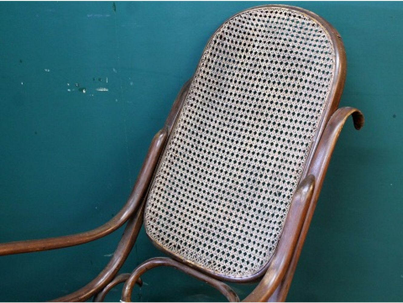 ベントウッドロッキングチェア