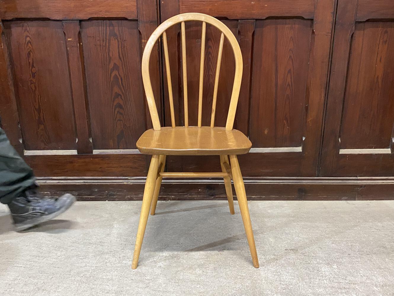 フープバックチェア ERCOL