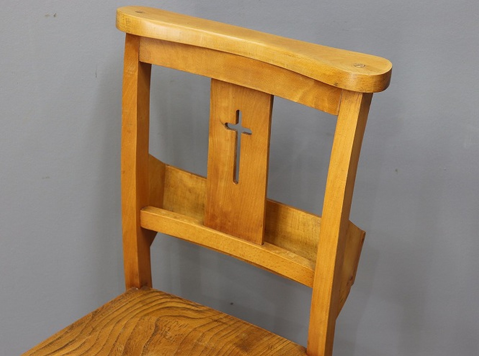 チャーチチェア