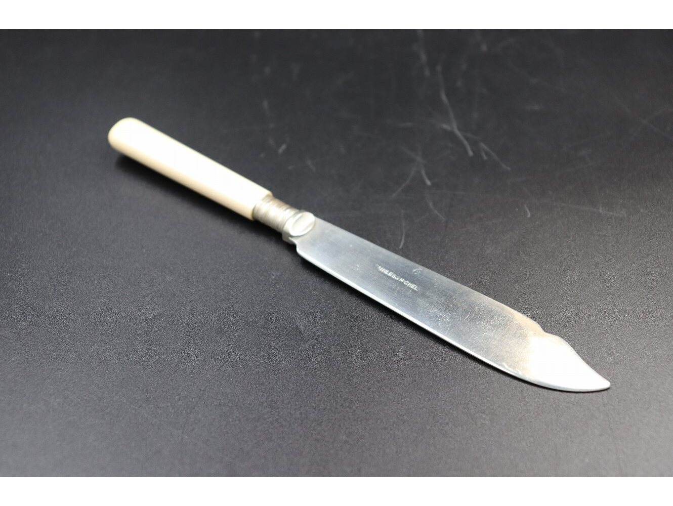 フィッシュナイフ