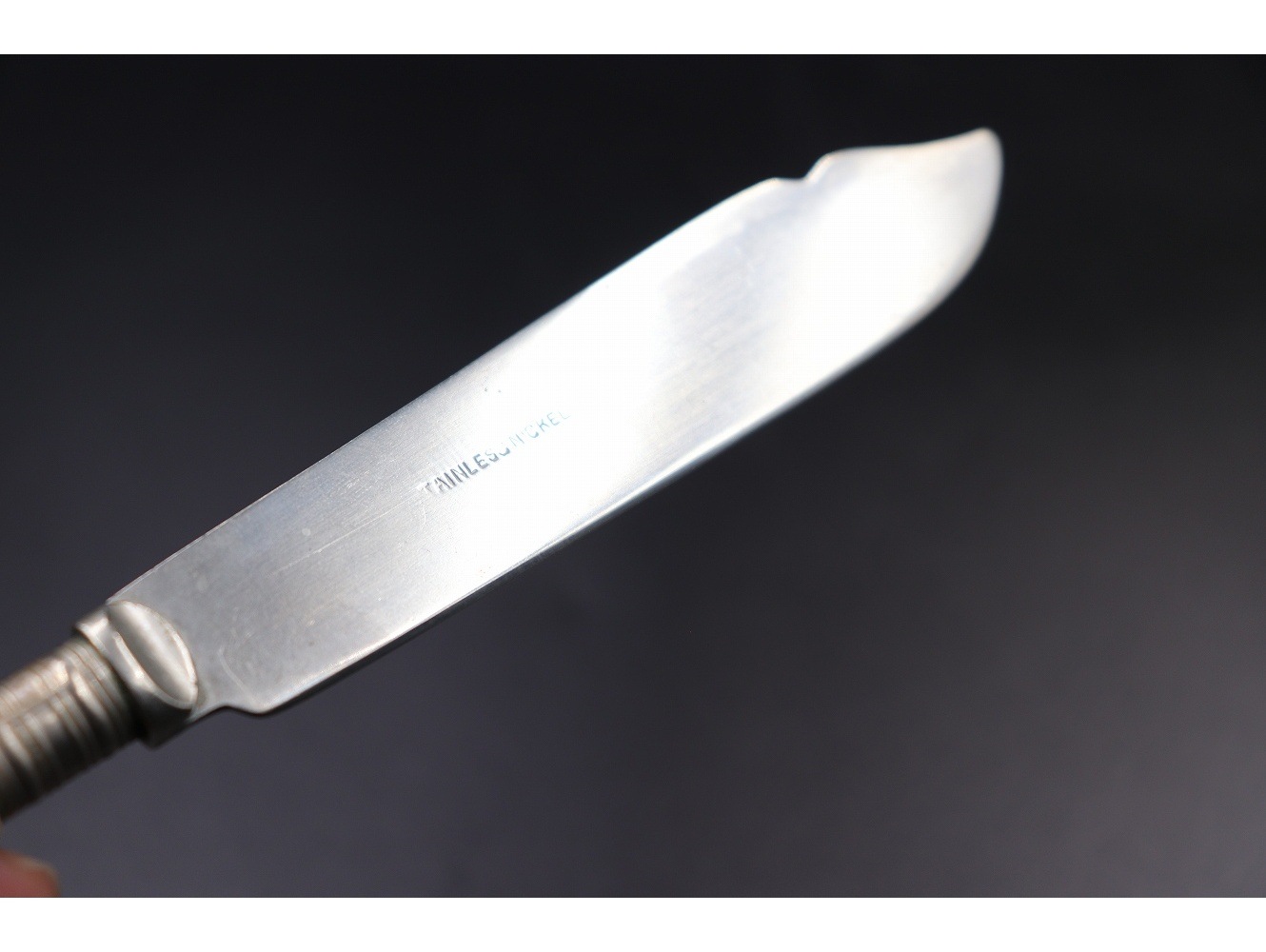 フィッシュナイフ