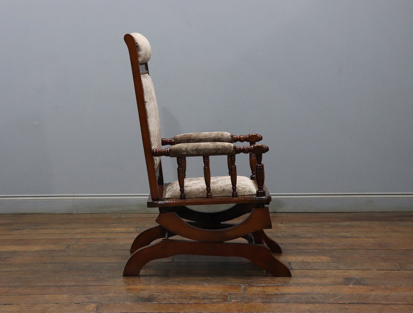 ロッキングチェア