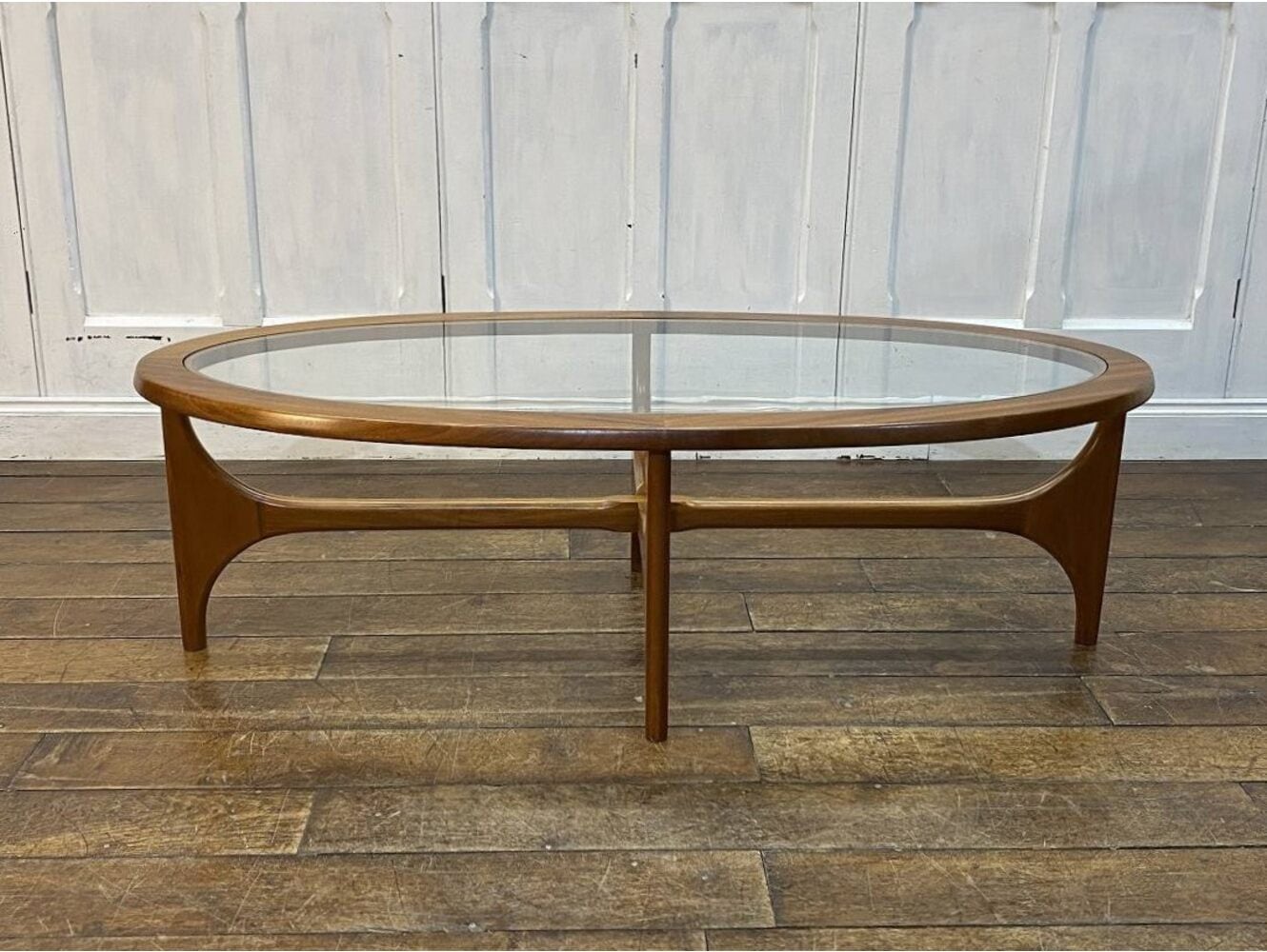 センターテーブル