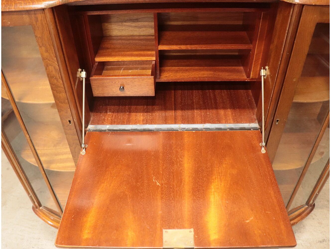 サイドバイサイド