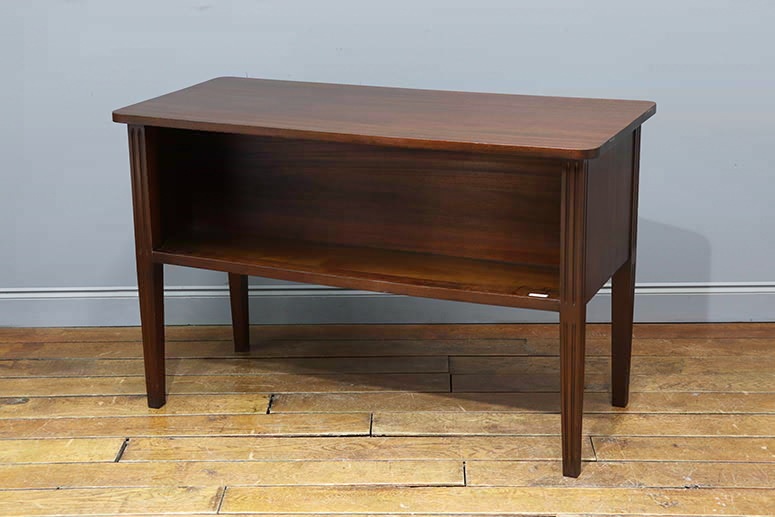 ブックシェルフ